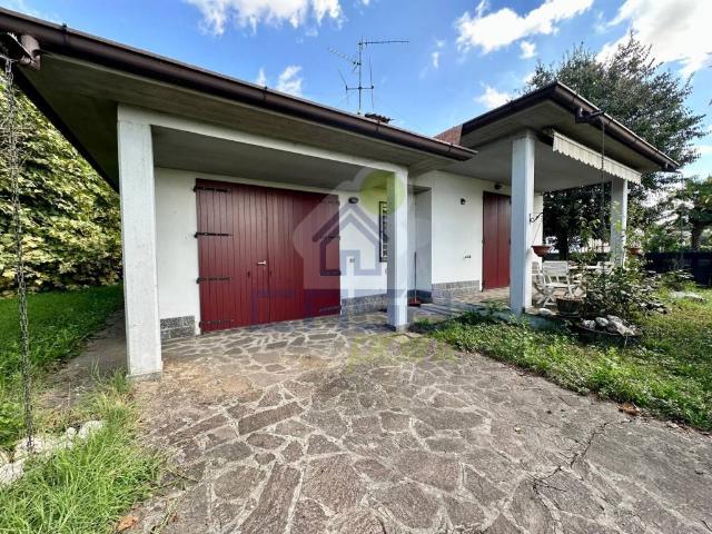 Villa in vendita a Grumello Cremonese ed Uniti CR
