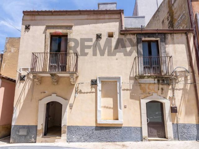 Casa indipendente in vendita a Grammichele CT