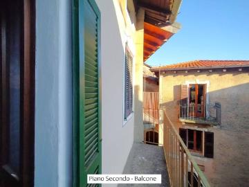 Casa indipendente in vendita a Grandola ed Uniti CO