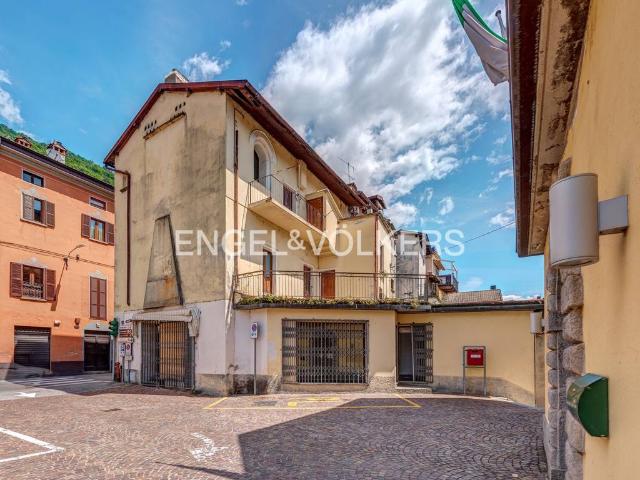 Casa indipendente in vendita a Gravedona ed Uniti CO