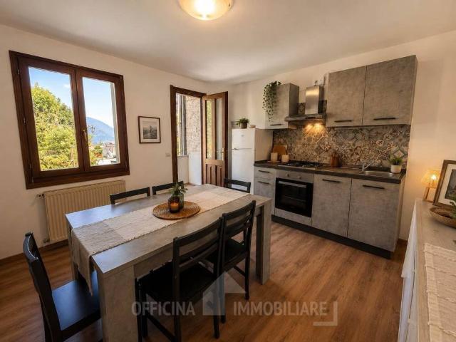Casa indipendente in vendita a Gravedona ed Uniti CO
