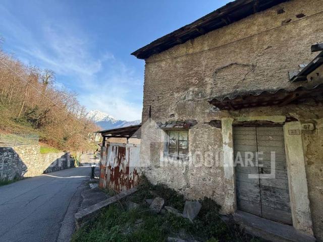 Casa indipendente in vendita a Gravedona ed Uniti CO
