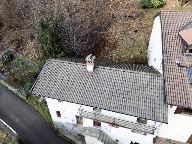 Casa indipendente in vendita a Gravedona ed Uniti CO