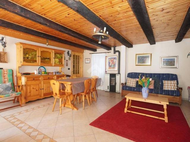 Casa indipendente in vendita a Gravere TO