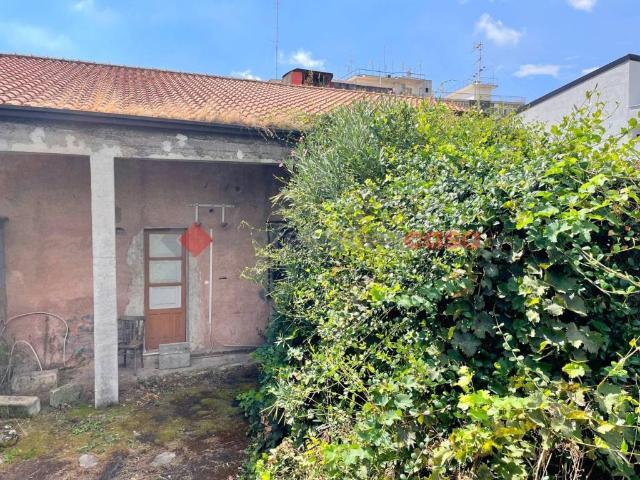 Casa indipendente in vendita a Gravina di Catania CT