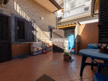 Casa indipendente in vendita a Gravina di Catania CT