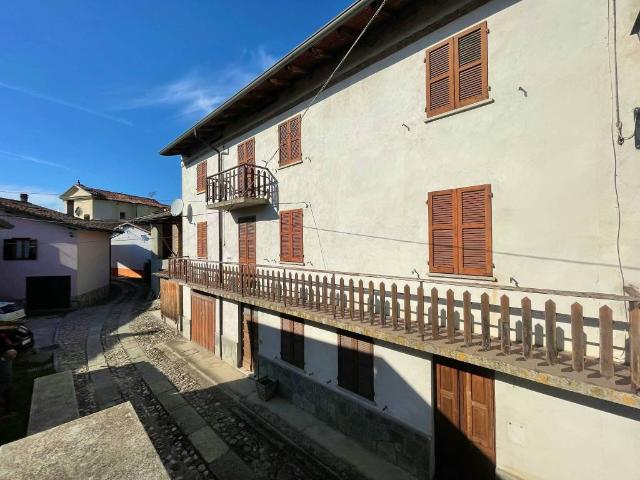 Casa indipendente in vendita a Gremiasco AL