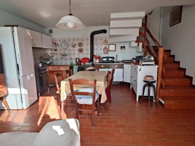 Casa indipendente in vendita a Grezzana VR