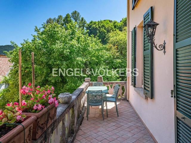 Casa indipendente in vendita a Griante CO