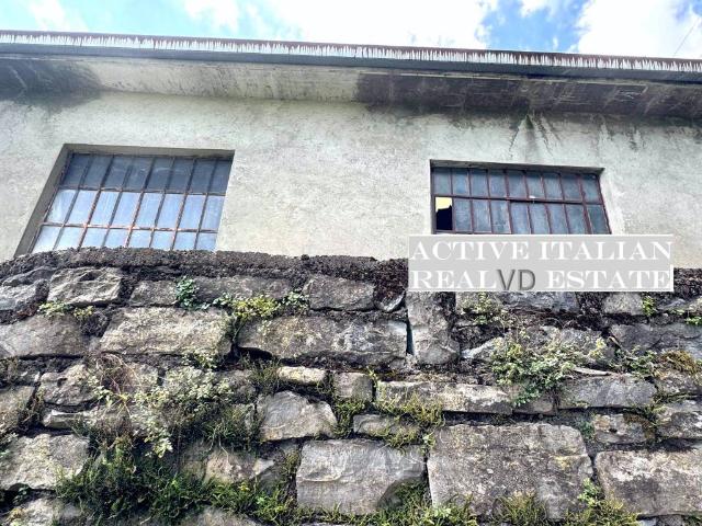 Casa indipendente in vendita a Griante CO