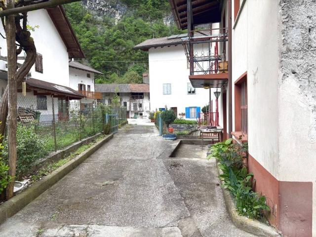 Casa indipendente in vendita a Grigno TN