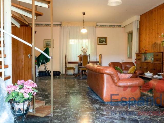 Casa indipendente in vendita a Grizzana Morandi BO