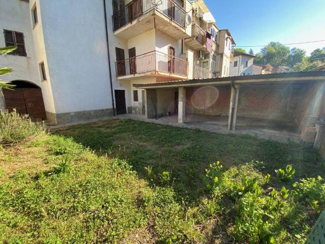 Casa indipendente in vendita a Grognardo AL
