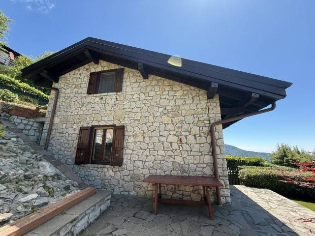Casa indipendente in vendita a Grone BG