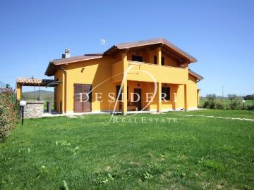 CASA INDIPENDENTE in VENDITA a GROSSETO ISTIA D'OMBRONE di 7 vani