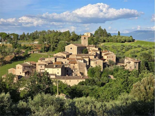 Casa indipendente in vendita a Gualdo Cattaneo PG