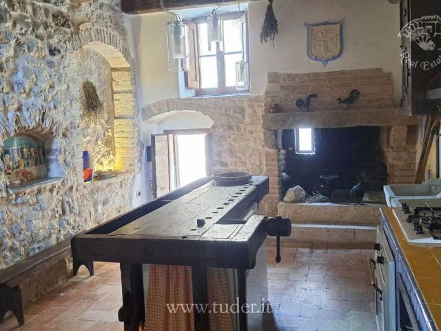 Casa indipendente in vendita a Gualdo Cattaneo PG