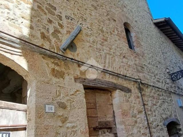 Casa indipendente in vendita a Gualdo Cattaneo PG