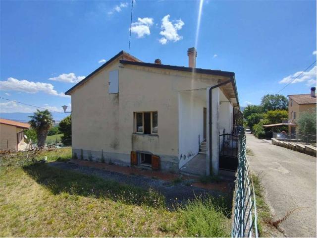 Casa indipendente in vendita a Gualdo Cattaneo PG