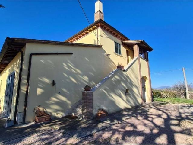 Casa indipendente in vendita a Gualdo Cattaneo PG