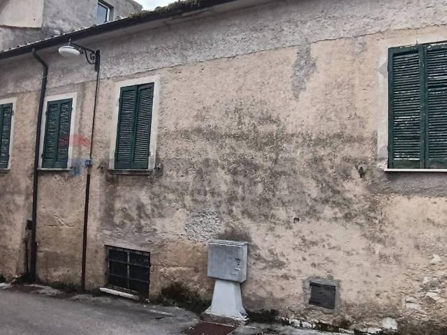 Casa indipendente in vendita a Gualdo Tadino PG