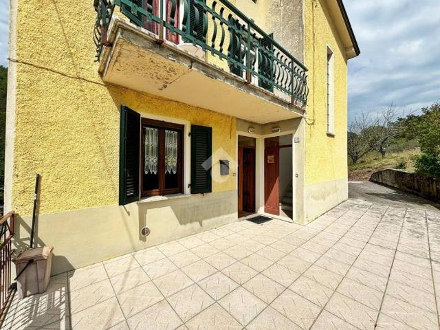Casa indipendente in vendita a Gualdo Tadino PG