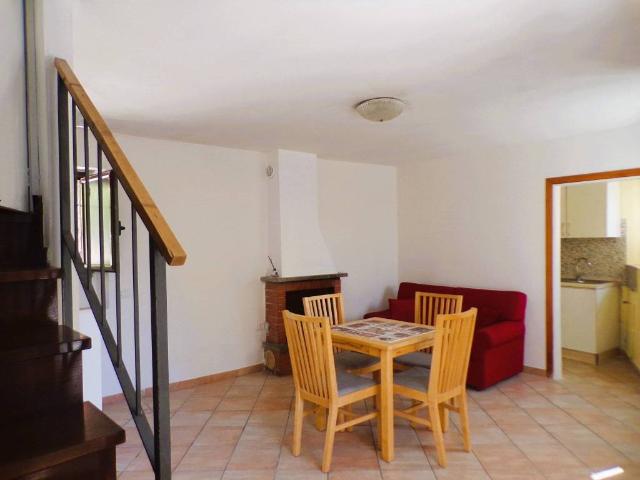 Casa indipendente in vendita a Gualdo Tadino PG
