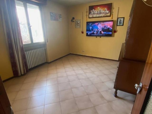 Casa indipendente in vendita a Gualtieri RE