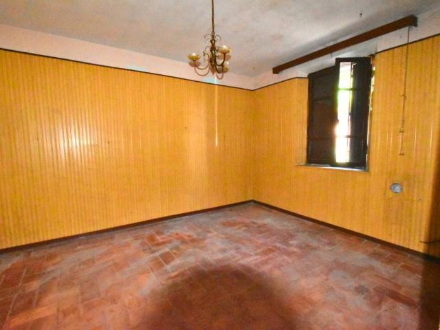 Casa indipendente in vendita a Gualtieri RE