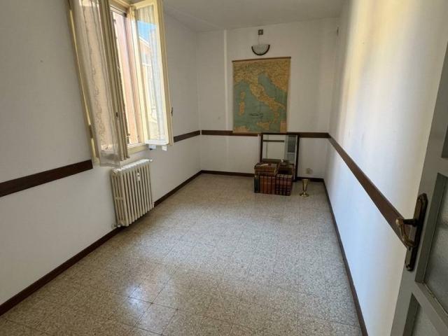 Casa indipendente in vendita a Gualtieri RE