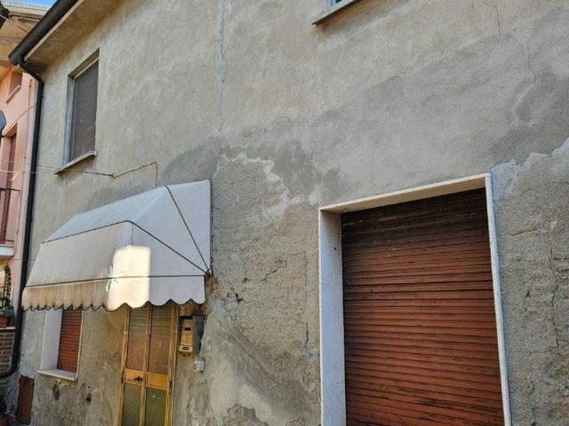 Casa indipendente in vendita a Guastalla RE