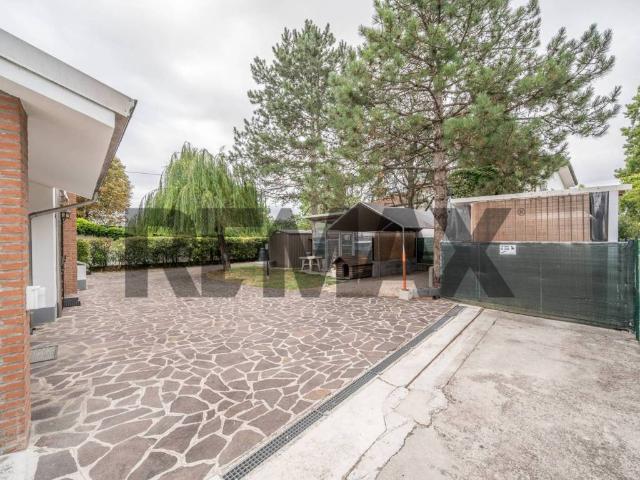 Casa indipendente in vendita a Guastalla RE