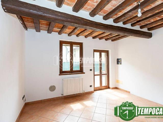 Casa indipendente in vendita a Guardamiglio LO