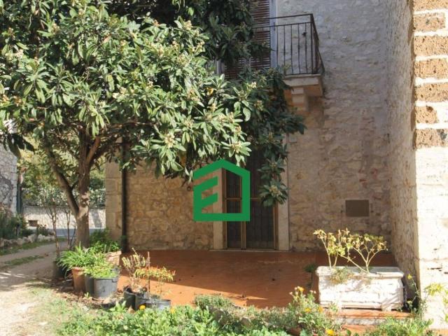 Casa indipendente in vendita a Guardea TR