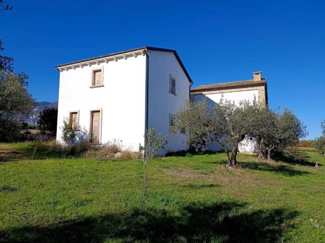 Casa indipendente in vendita a Guardiagrele CH