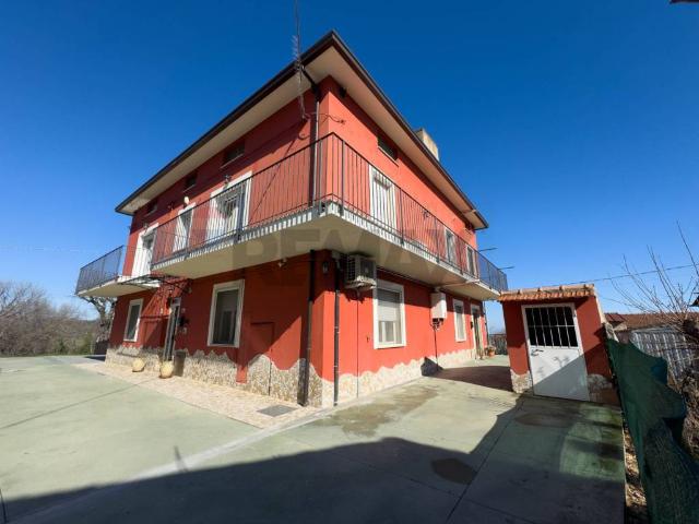 Casa indipendente in vendita a Guardiagrele CH
