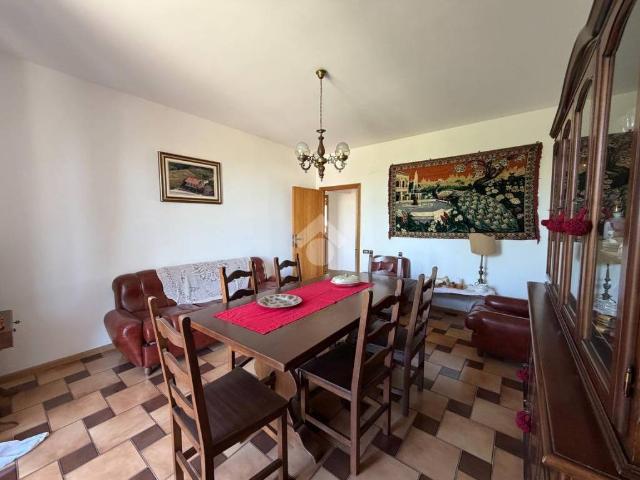 Casa indipendente in vendita a Gubbio, Belvedere