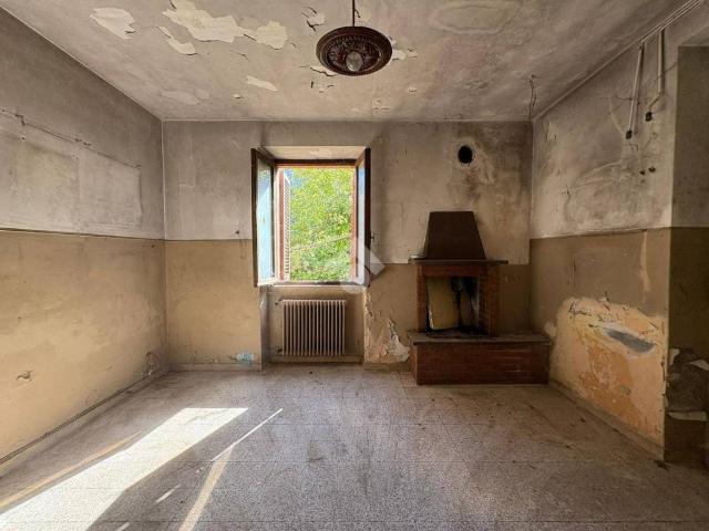Casa indipendente in vendita a Gubbio PG