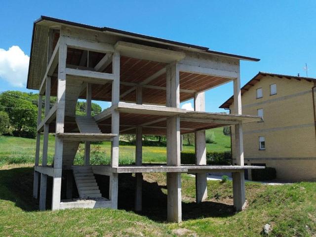 Casa indipendente in vendita a Gubbio PG