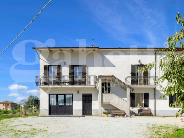 Casa indipendente in vendita a Gubbio PG