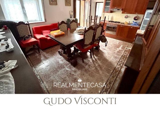 Casa indipendente in vendita a Gudo Visconti MI