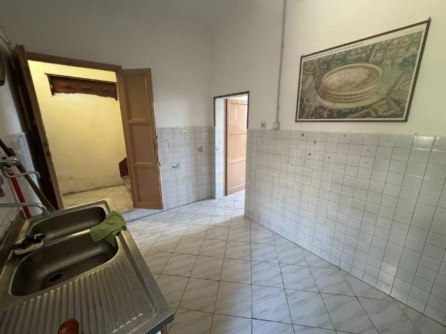 Casa indipendente in vendita a Guidonia Montecelio RM