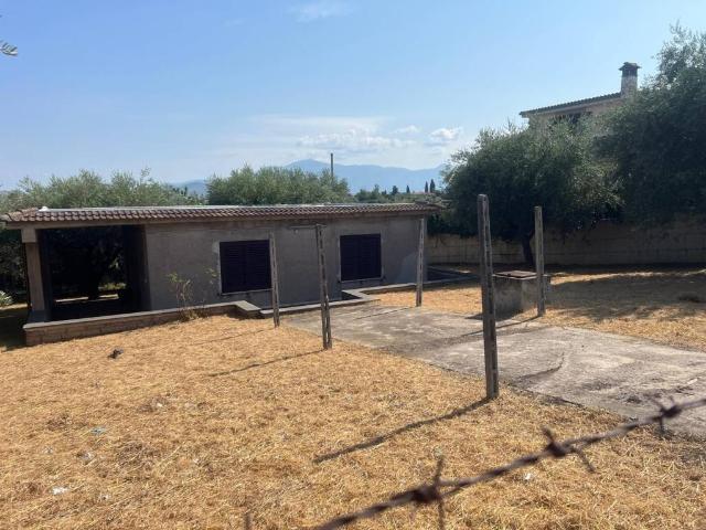 Casa indipendente in vendita a Guidonia Montecelio RM