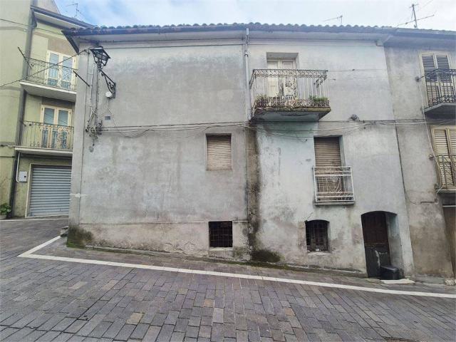 Casa indipendente in vendita a Guilmi CH
