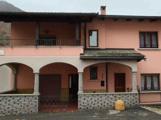 Casa indipendente in vendita a Gurro VB