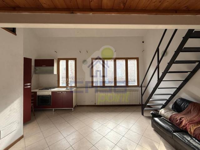 Casa indipendente in vendita a Gussola CR