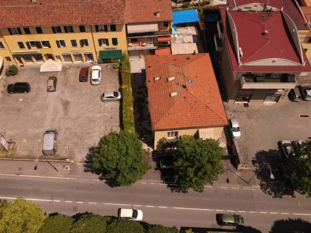 Casa indipendente in vendita a Gussago BS