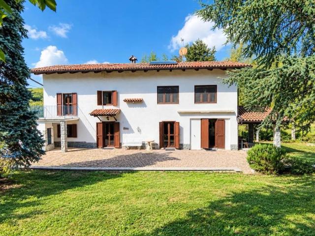 Casa indipendente in vendita a Dogliani CN