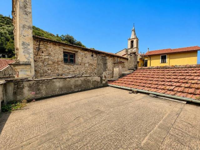 Casa indipendente in vendita a Dolcedo IM