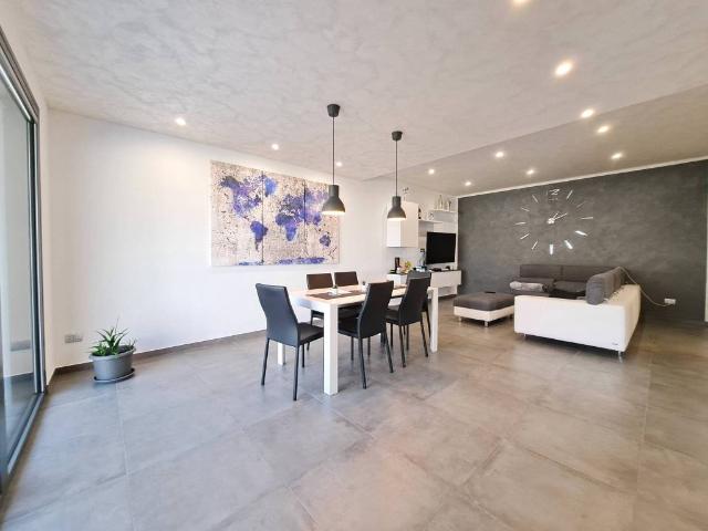 Casa indipendente in vendita a Domaso CO